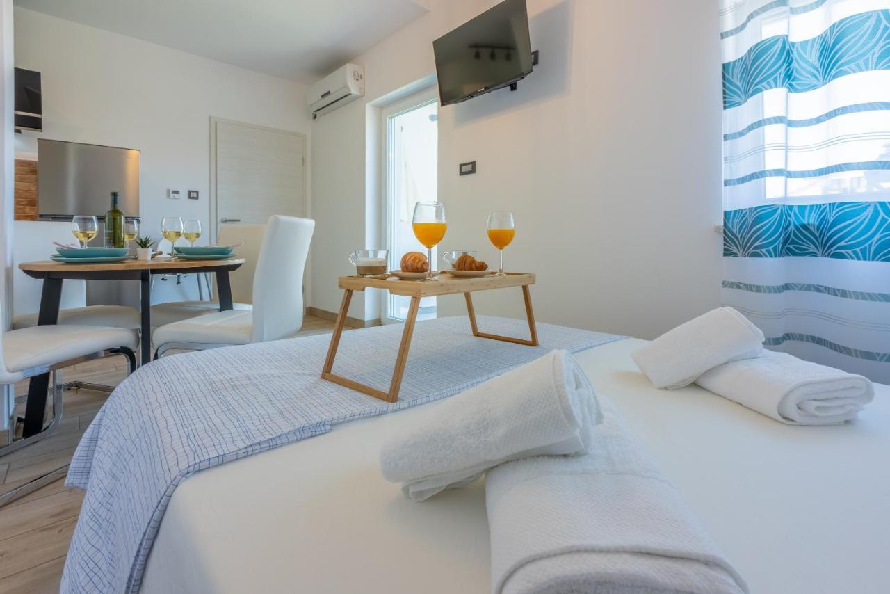 Summer Breeze Apartment ซริกเวนิซา ภายนอก รูปภาพ